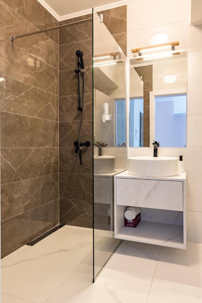 Tower Apartments Cluj-Napoca Bilik gambar